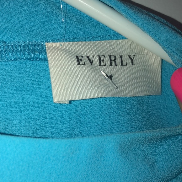 Light Blue Spring/summer Dress - Picture 2 of 4